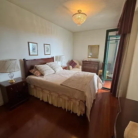 Apartment Infante Santo Holidays Funchal (Madeira)