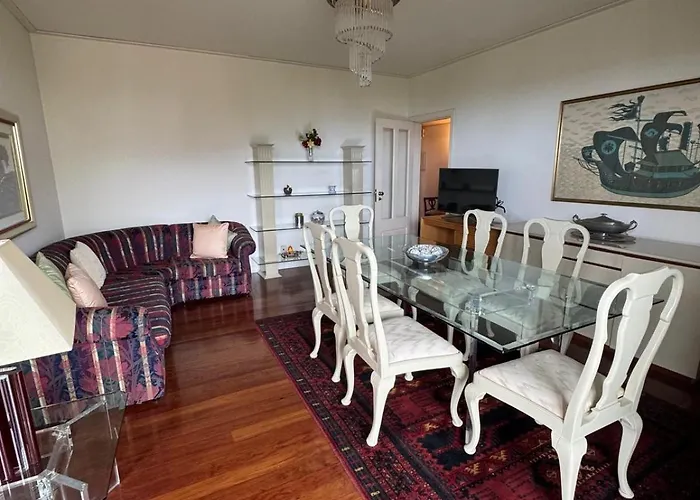 Apartment Infante Santo Holidays