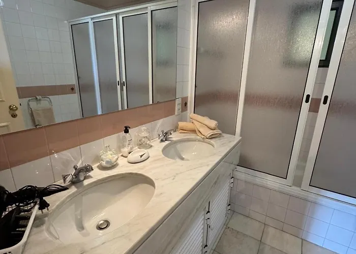 Infante Santo Holidays דירה *