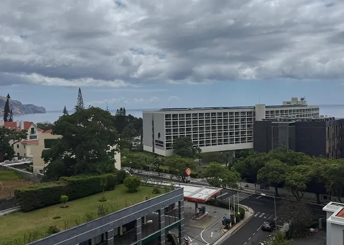 Apartment Infante Santo Holidays Funchal (Madeira)