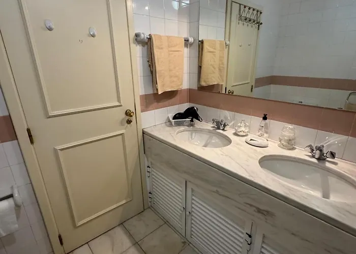 Apartment Infante Santo Holidays