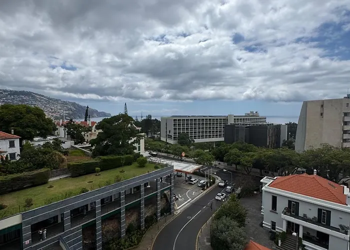 Apartment Infante Santo Holidays